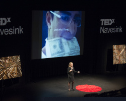 Elizabeth Urbanski