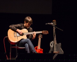 Kaki King