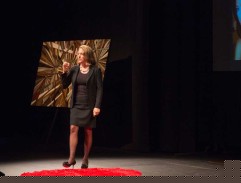 Elizabeth Urbanski